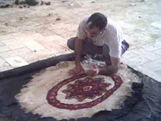 «نمد مالی» ابرکوه؛صنعتی رو به فراموشی