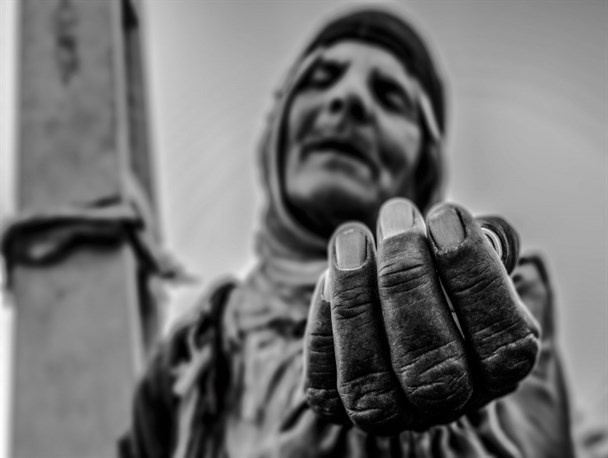 نتیجه اظهار ناتوانی  در مقابل دشمن از زبان شمس تبریزی