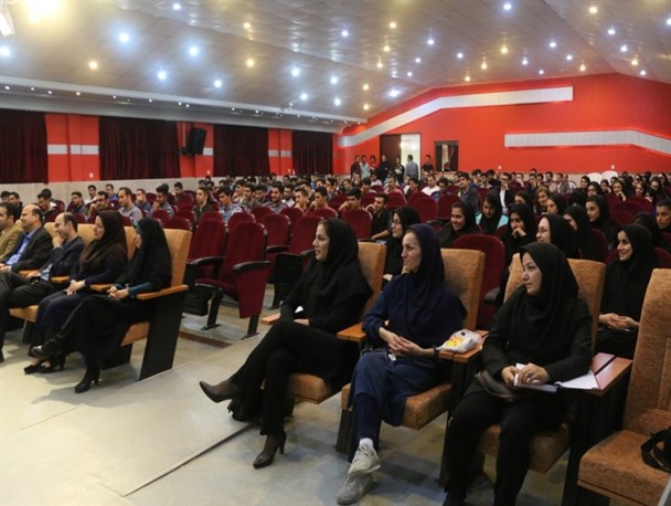 آئین معارفه دانشجویان ورودی جدید سما لاهیجان+عکس