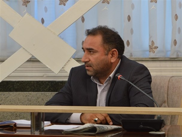 مقتدری: بر سر مواضع قبلی ام هستم و کم نمی آورم