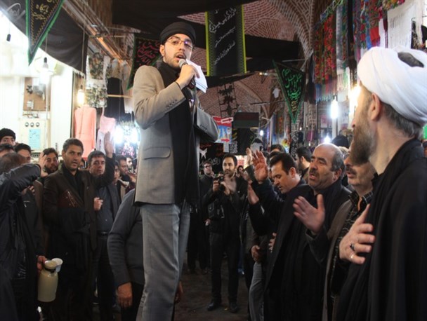 دسته عزاداری دانشگاهیان اردبیل در بازار +تصاویر