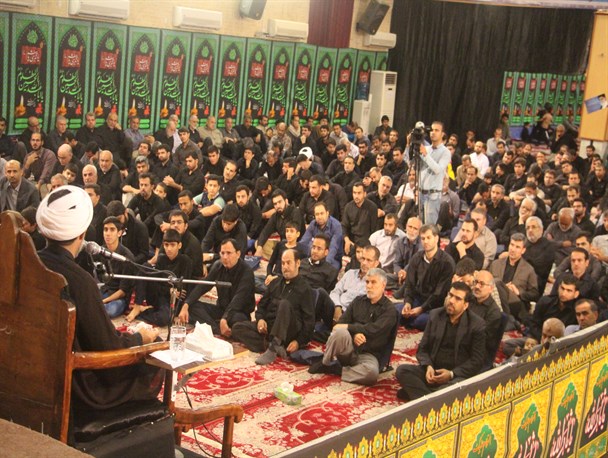 مراسم عزاداری دهه اول محرم در حسینیه عاشقان ثارالله بوشهر/ تصاویر