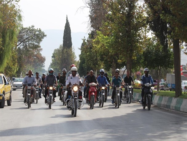 مانور موتور سواری در شهر نورآباد برگزار شد
