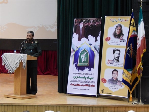 استکبار در برابر عظمت انقلاب اسلامی شکست خورده است