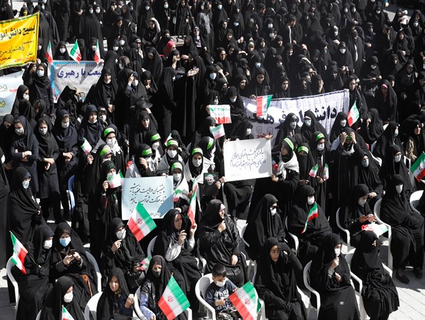 برگزاری جشن وحدت و بیعت با ولایت در بقعه امامزادگان دو معصوم شهرکرد