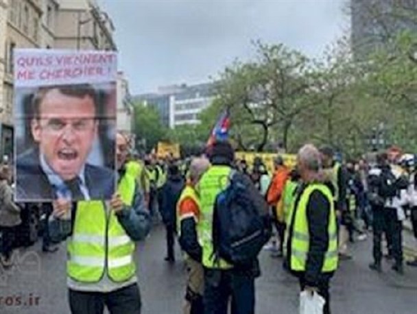 جلیقه‌زردهای فرانسه و برخورد قاطع پلیس نمونه دوگانگی سیاسی است