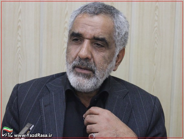 نماز ظهر عاشورا به امامت آیت الله ناصری