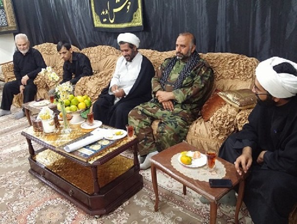 عزت جمهوری اسلامی ایران مرهون فداکاری شهیدان پایداری بازماندگان آنان