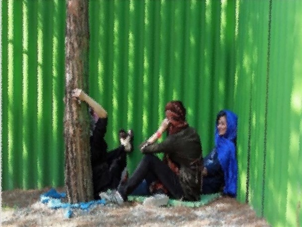 زنان در تیرس حمله فرهنگی دشمن وآسیب های اجتماعی