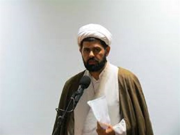دانشگاه اسلامی باید به صنعت متصل شود/ علم به مدرک نیست، علم به همان علم است