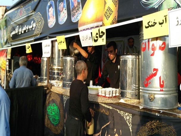 نورآبادی ها میزبان چند هزار زائر اربعین بودند