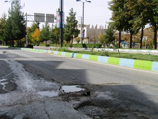 بی توجهی آبفای شهری سی سخت به دغدغه چندساله شهروندان/آب در کوزه و ما تشنه لبان می گردیم!+تصاویر
