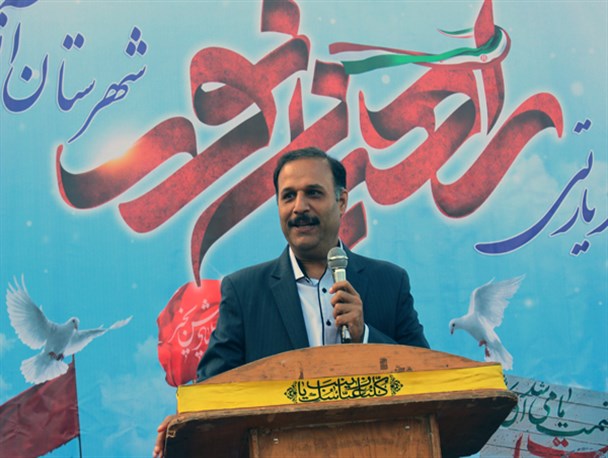 دفاع مقدس یک ذخیره با ارزش برای انقلاب است/نباید بگذاریم دفاع مقدس به فراموشی سپرده شود