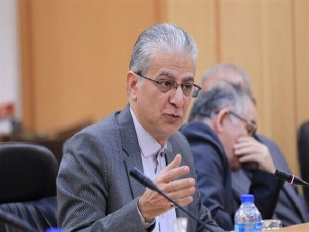 برگزاری جلسه وزیر اقتصاد با حقوقی‌ها، باعث ایجاد فضای مثبت در بورس شد/  دولت رئیسی برعکس دولت قبلی به وضعیت بورس رسیدگی می‌کند