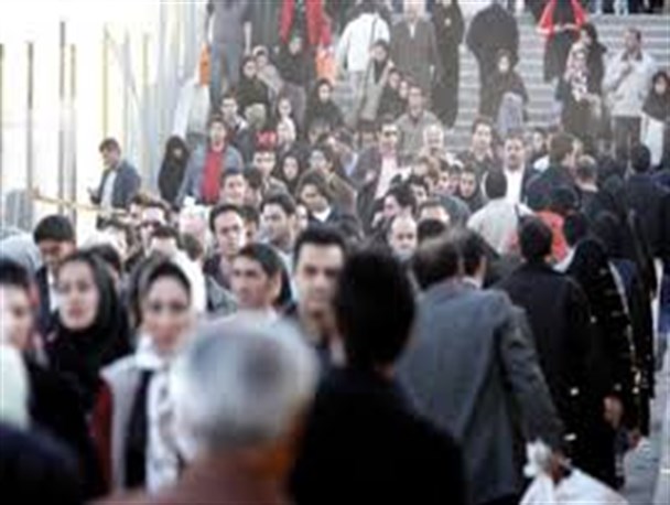 گله مندی مردم از دولت ربطی به بازی های سیاسی ندارد!/ آزادی سران فتنه یا چرخش زندگی مردم