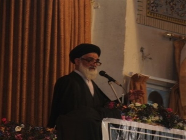 مقاومت مردم قاینات در آذر 57 ماندگار شد/ به واسطه ی نامه رهبری نور حقیقت در دل جوانان غربی روشن شده است