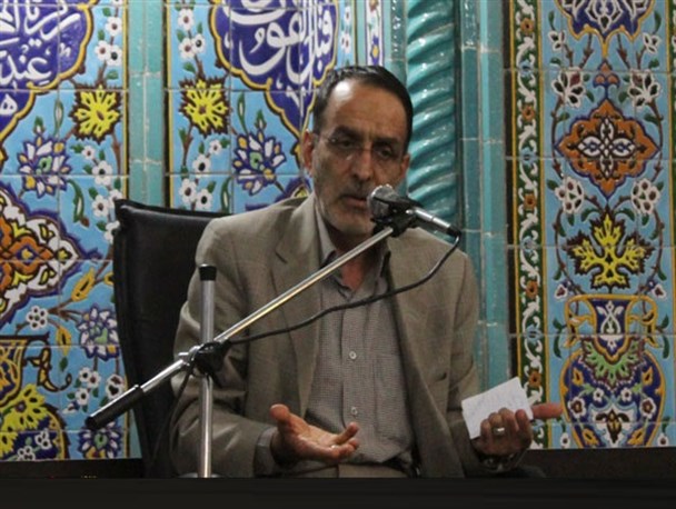 هر وقت به "ظریف" می گفتیم که در مورد چه می خواهید توافق کنید می‌گفت "هر وقت توافق کردیم می فهمید"/ برجام ده‌ها توافق پیوست دارد که از هیچ کدامشان مطلع نیستیم
