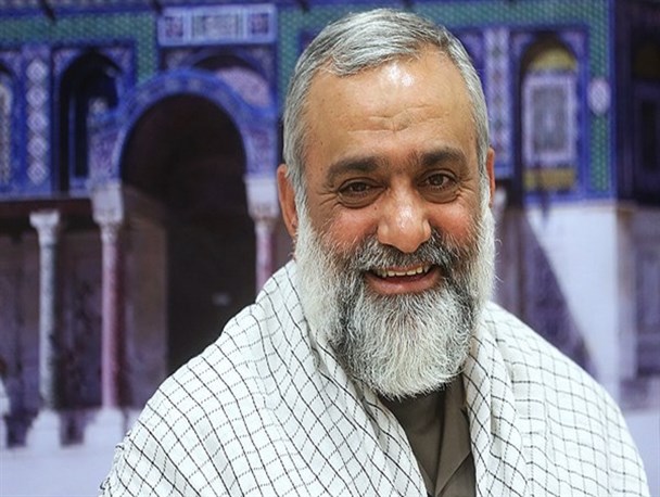 برای مردی که همه جا بسیجی است