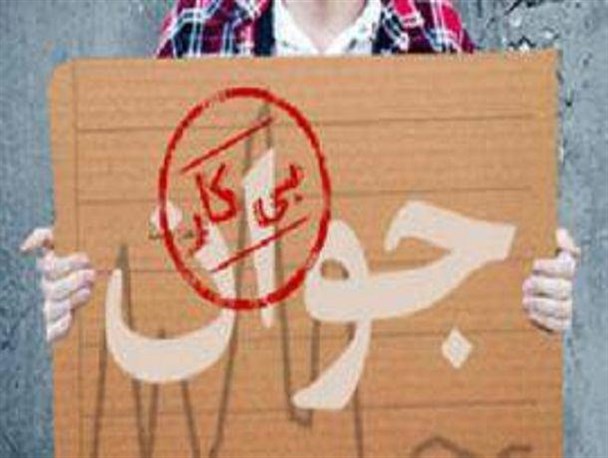 جوان حقوقدانی که ساندویچ می پیچد