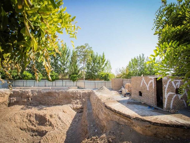 وقتی شکایت یک شهروند از شهرداری و شورای شهر کرج نتیجه می دهد/ رای دیوان عدالت اداری مبنی بر توقف تخریب پارک تاجیکستان + سند