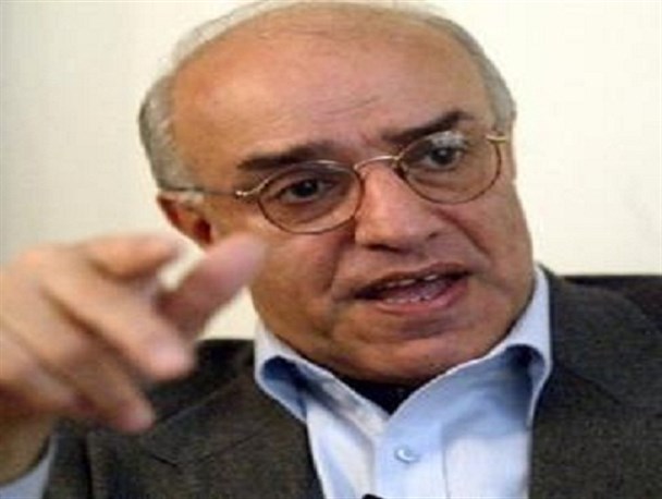 آقای روحانی متاسفم راه دیگری جز "کی بود کی بود من نبودم" را بلد نیستید/ دولت روحانی همچنان منتظر معجزه است