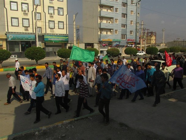 برگزاری همایش پیاده روی عید بزرگ بیعت با ولی عصر(عج) در رودان+تصویر