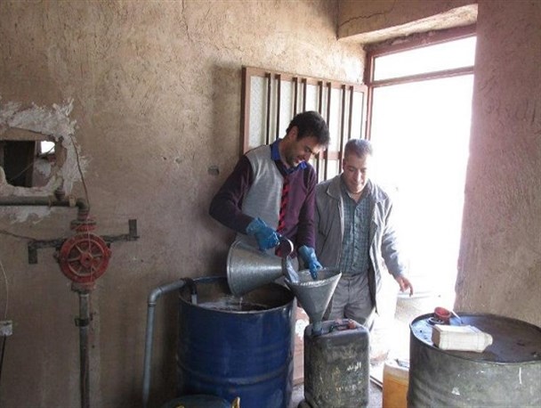 ۲۷ روستای تفرش از نعمت گاز بی‌بهره هستند/توزیع کالا برگ سوخت براساس تعداد خانوارهای ساکن در روستاها
