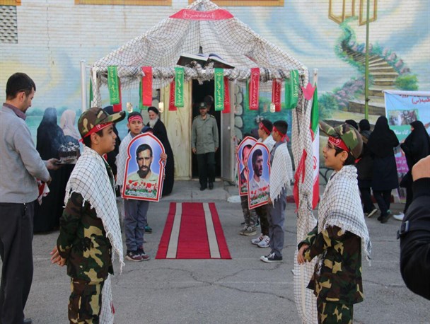 اعزام اولین گروه راهیان نور دانش‌آموزی دختران شهرستان ری به مناطق جنگی جنوب کشور
