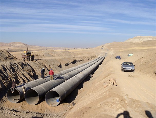 تیر خلاص یک جناح سیاسی بر پیکره محیط زیست/ انتقال آب سمیرم به رفسنجان یک بازی سیاسی