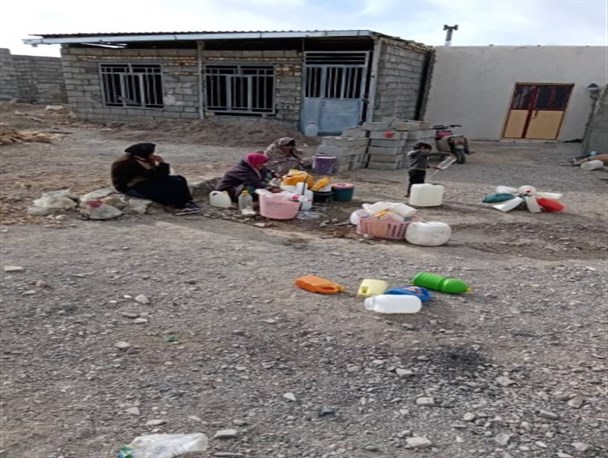 آب شرب با طعم سوسک و مارمولک!/ گلایه مردم از وعده‌های بی‌عمل و فرار رو به جلوی مسئولان