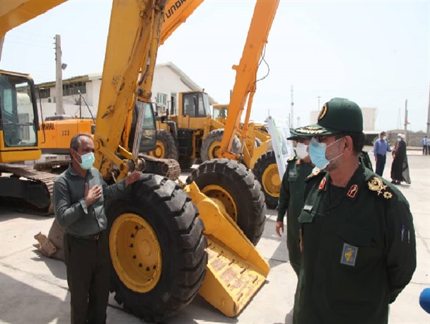 الحاق ۹۱ دستگاه خودروی سنگین و نیمه سنگین به چرخه خودرویی نیروی دریایی سپاه بر پایه اقتصاد مقاومتی