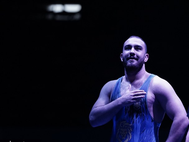 زارع: تاج را روی سر مردم ایران گذاشتم/ استیوسون قهرمان بزرگی است اما من حرفم را روی تشک می زنم