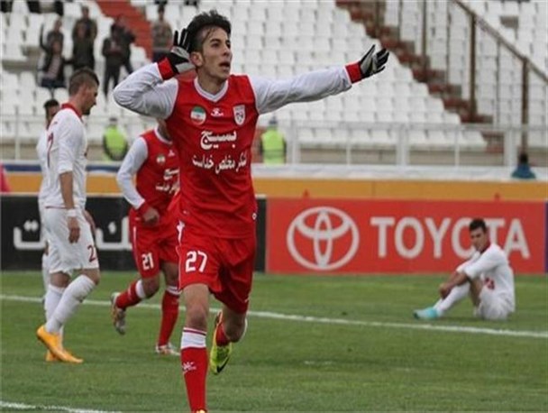 احمدزاده، اولین بازیکن ارومیه ای در دربی استقلال و پرسپولیس