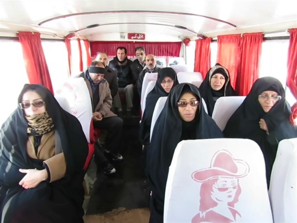 سختی‌ برگزاری امتحانات در روستای محاصره شده در برف