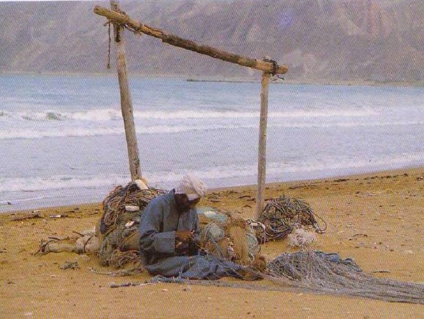 ماهیگیری با تور هنر سنتی مردم هرمزگان