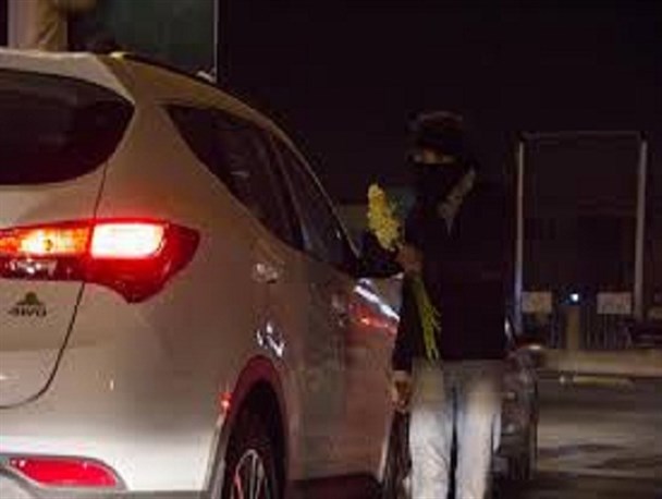 لزوم اجرای طرح ساماندهی دست فروشان یزدی/عدم هماهنگی مسئولان و بلاتکلیفی دست فروشان