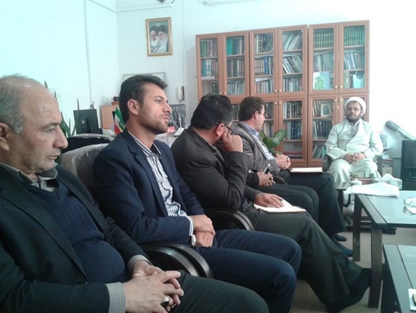 تجمیع مسکن محرومین اشتباه است/جلسه شورای مسکن محرومین بوانات + تصاویر
