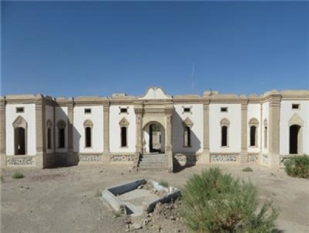 عدم وجود امکانات زیر ساختی مانع اصلی توسعه گردشگری میرجاوه /اختصاص اعتبار ۱۹۰ میلیون ریالی برای مرمت ساختمان شهربانی قدیم میرجاوه