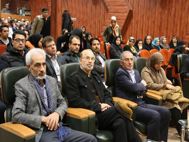 زیبا کلام: با نظارت استصوابی موافق نیستم/ رد صلاحیت آقای روحانی جدی است/ ای کاش شورای نگهبان به اندازه زیباکلام به قانون احترام می گذاشت