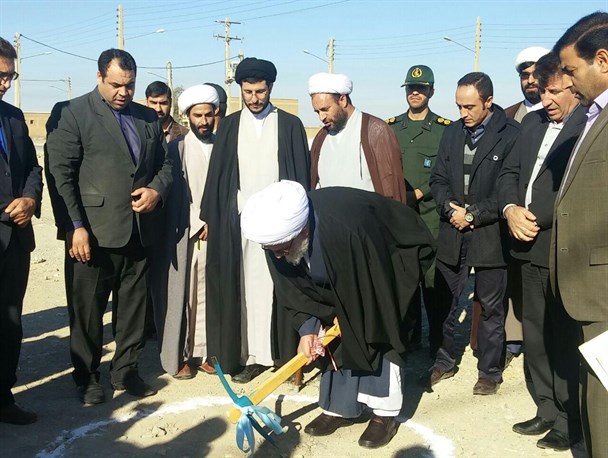 کلنگ زنی ساخت حوزه علمیه خواهران در مهران انجام شد