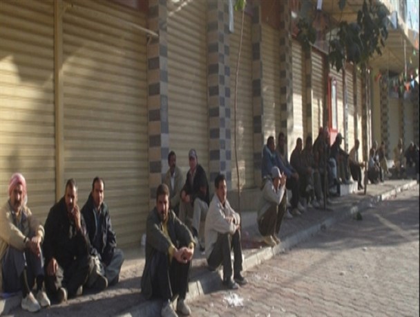 جولان غول بیکاری در قطب صنعتی و نفتی کشور
