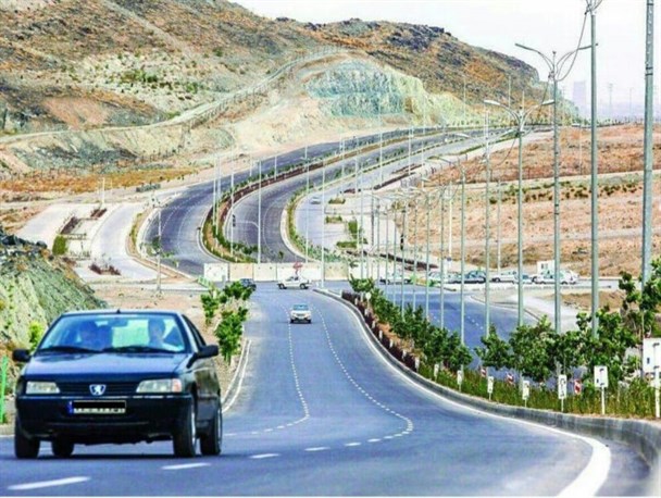 گره بلوار نماز مشهد قصد باز شدن ندارد/«نماز» معاون وزیر را به مشهد کشاند!