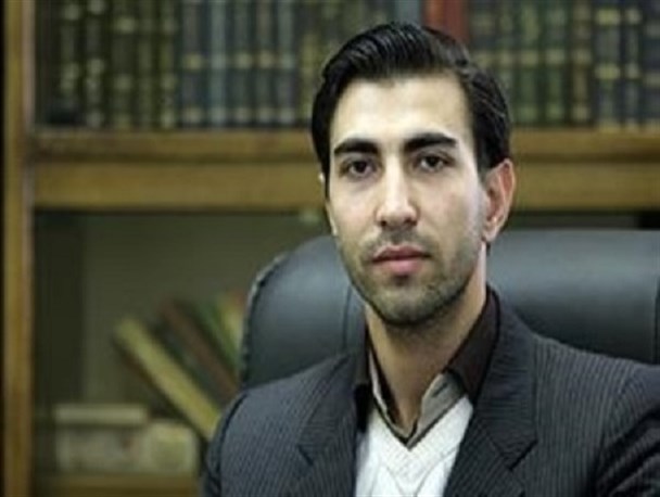 فرهنگ سازی و نظارت ۲ عامل مهم در پیشگیری از آسیب‌ شبکه‌های اجتماعی است