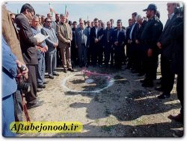 فاز دوم روشنایی جاده گچساران- امامزاده جعفرکلنگ زنی شد+تصاویر