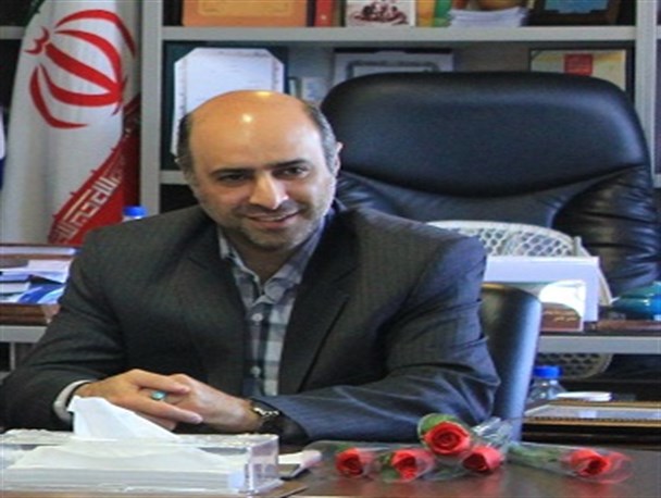 خرید بیش از2500 جلد کتاب برای ارتقاء فرهنگ شهروندی در همدان