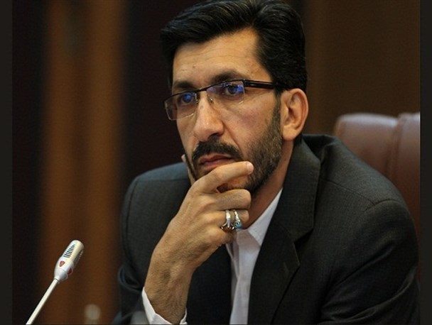 استفاده های غیر قانونی از خودروهای رفع سد معبر!