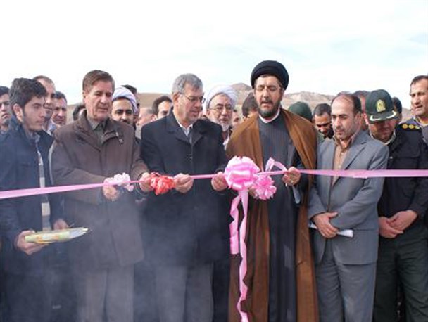 یک واحد مرغداری گوشتی در روستای ذوالبین هشترود افتتاح شد