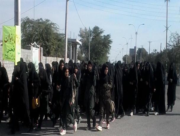 همایش پیاده‌روی بانوان در شهرستان رودبار برگزار شد