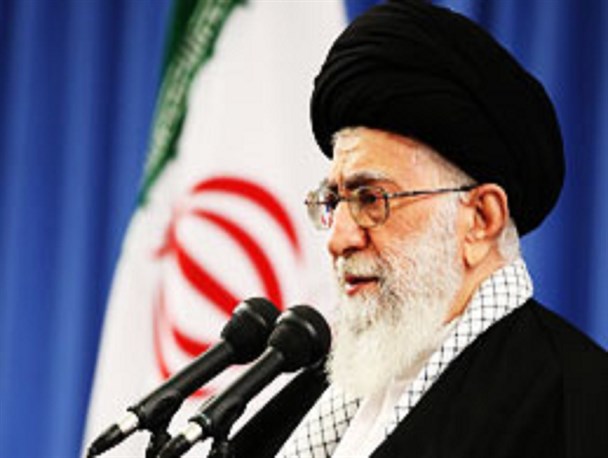 عکس نوشته / دیدار جمعى از فرماندهان و کارکنان نیروى هوایى ارتش جمهوری اسلامی ایران