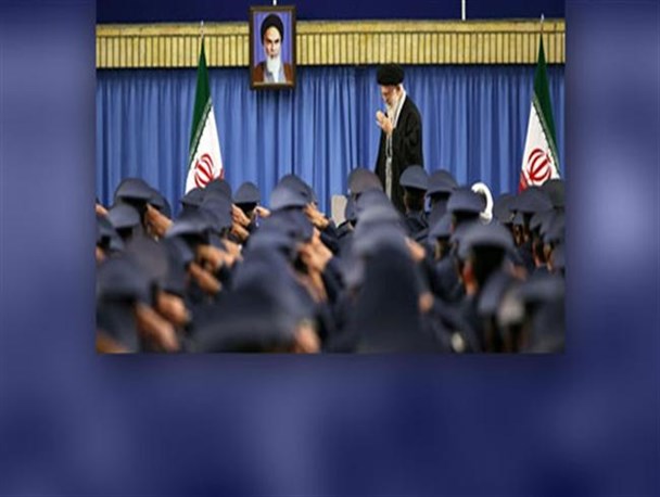 دیدار فرماندهان و کارکنان نیروی هوایی ارتش با رهبر انقلاب